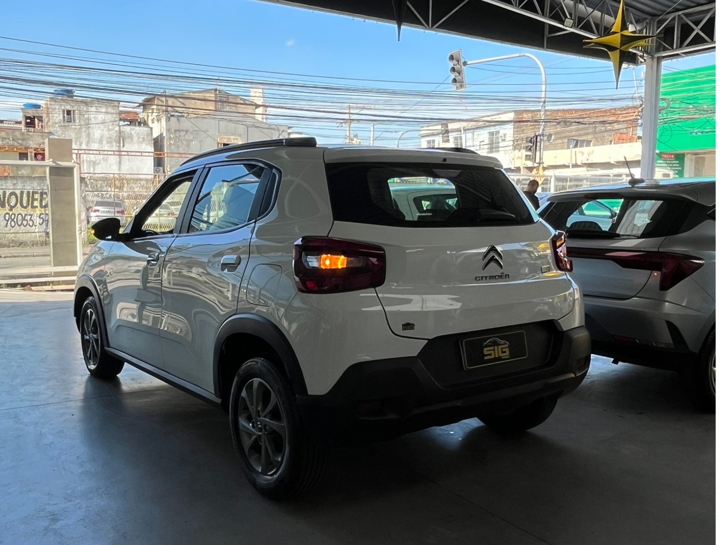 CITROEN C3 1.0 FIREFLY FLEX FEEL MANUAL 2023 Branco - Miniatura 8 - SIG Multimarcas