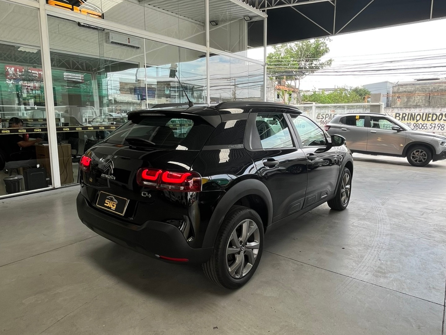 CITROEN C4 CACTUS 1.6 VTI 120 FLEX FEEL EAT6 2023 Preto - Miniatura 7 - SIG Multimarcas