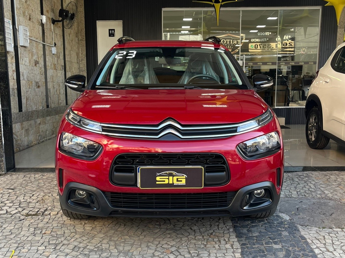 CITROEN C4 CACTUS 1.6 VTI 120 FLEX FEEL PACK EAT6 2023 Vermelho - Miniatura 2 - SIG Multimarcas