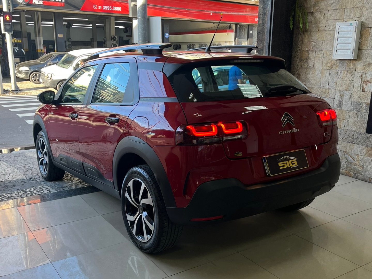 CITROEN C4 CACTUS 1.6 VTI 120 FLEX FEEL PACK EAT6 2023 Vermelho - Miniatura 5 - SIG Multimarcas