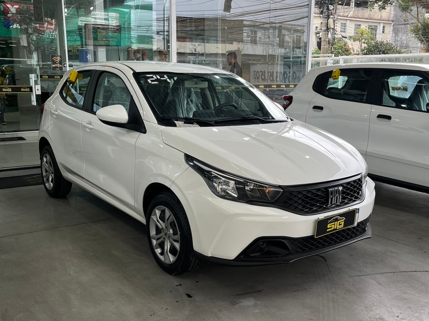 FIAT ARGO 1.0 FIREFLY FLEX DRIVE MANUAL 2024 Branco - Miniatura 3 - SIG Multimarcas