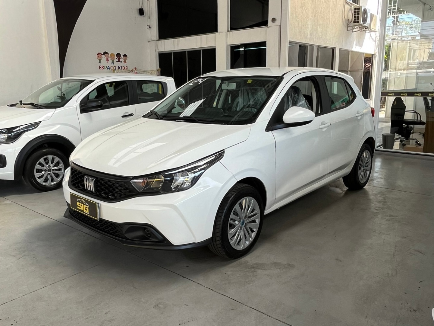 FIAT ARGO 1.0 FIREFLY FLEX DRIVE MANUAL 2024 Branco - Miniatura 3 - SIG Multimarcas