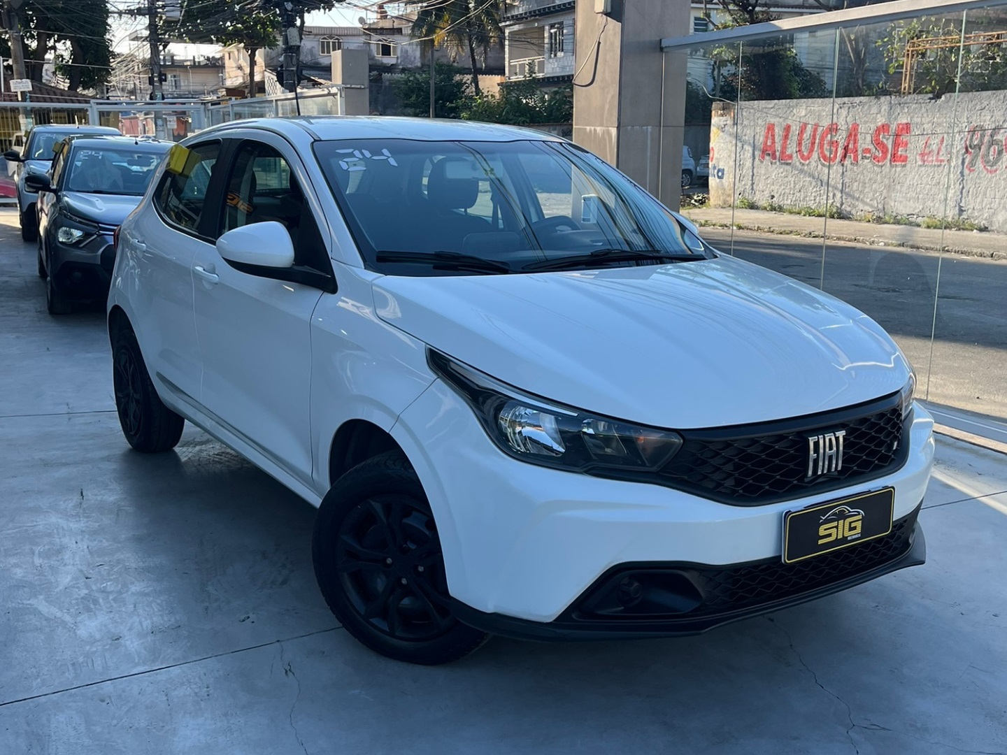 FIAT ARGO 1.0 FIREFLY FLEX DRIVE MANUAL 2024 na cor Branco com 42.218 km - Imagem 1 - SIG Multimarcas