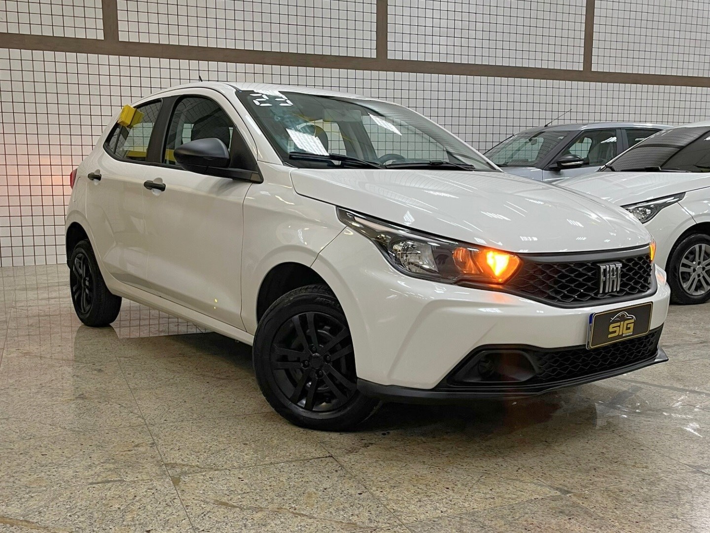 FIAT ARGO 1.0 FIREFLY FLEX MANUAL 2023 na cor Branco com 45.846 km - Imagem 1 - SIG Multimarcas