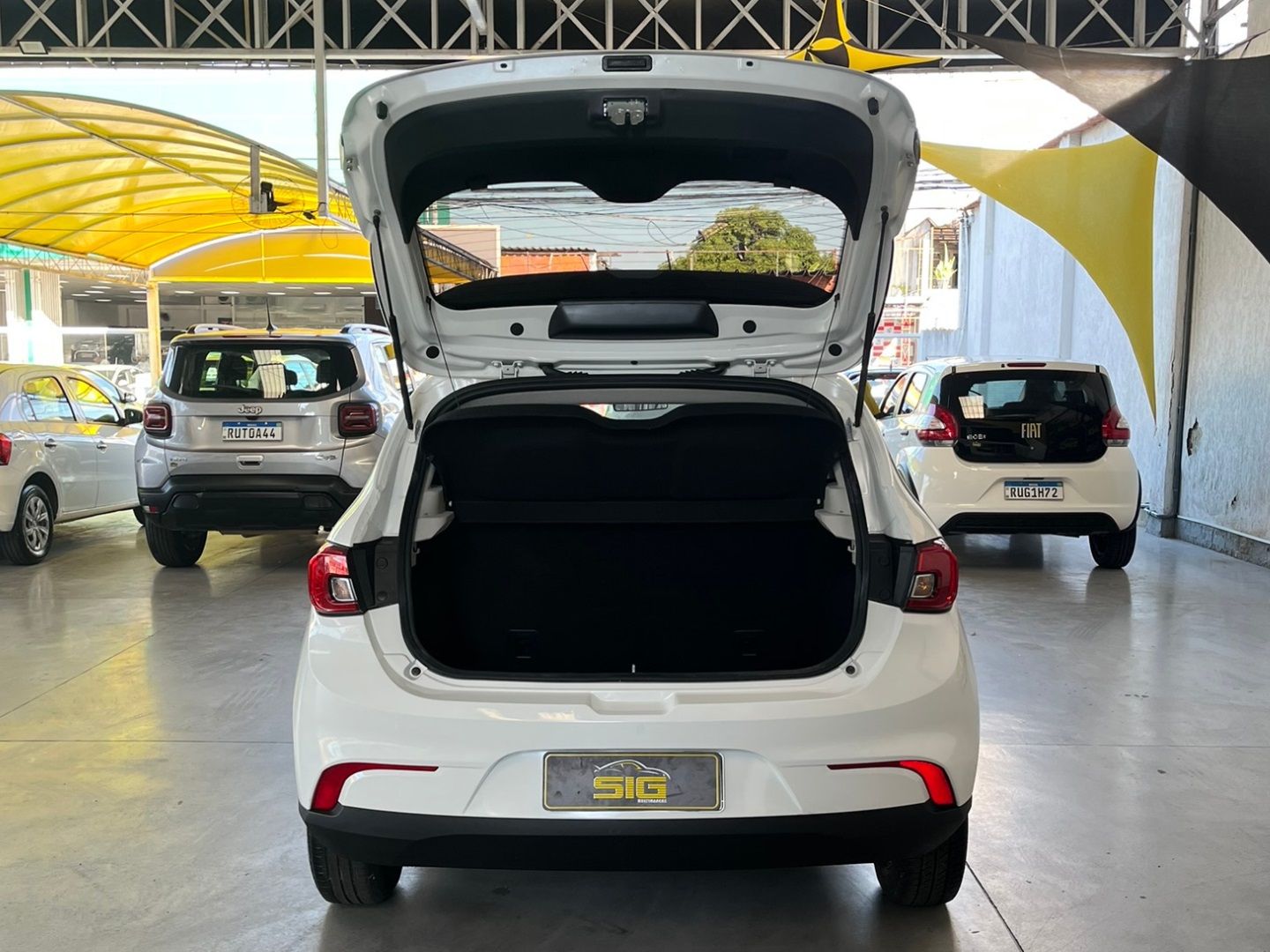 FIAT ARGO 1.0 FIREFLY FLEX MANUAL 2023 Branco - Miniatura 8 - SIG Multimarcas