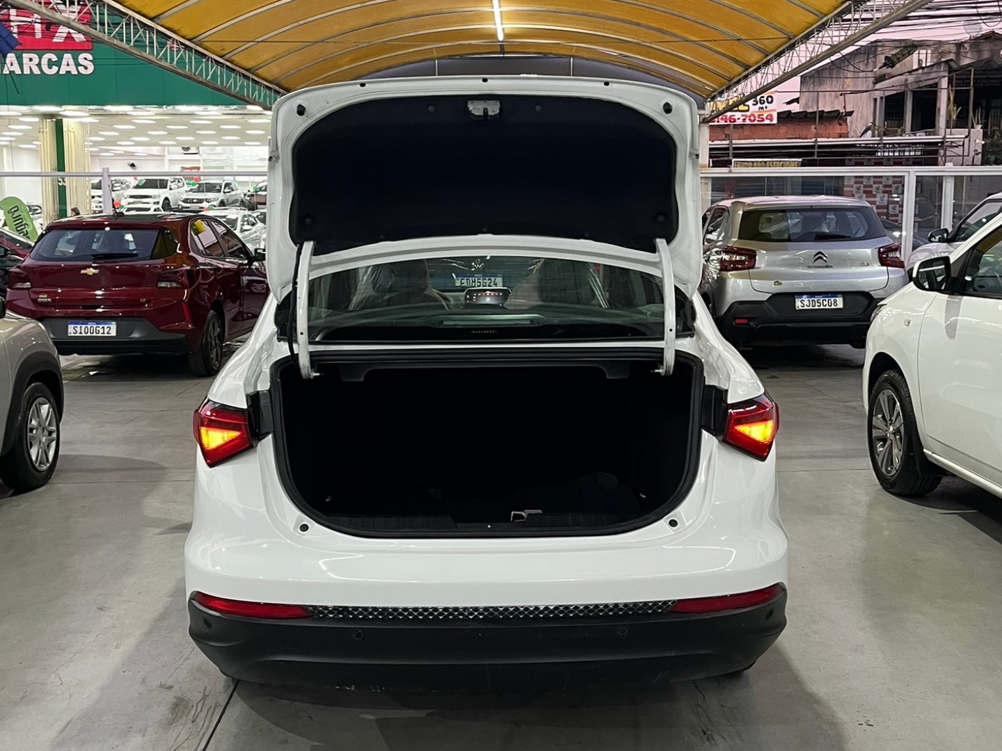 FIAT CRONOS 1.3 FIREFLY FLEX DRIVE MANUAL 2024 Branco - Miniatura 6 - SIG Multimarcas