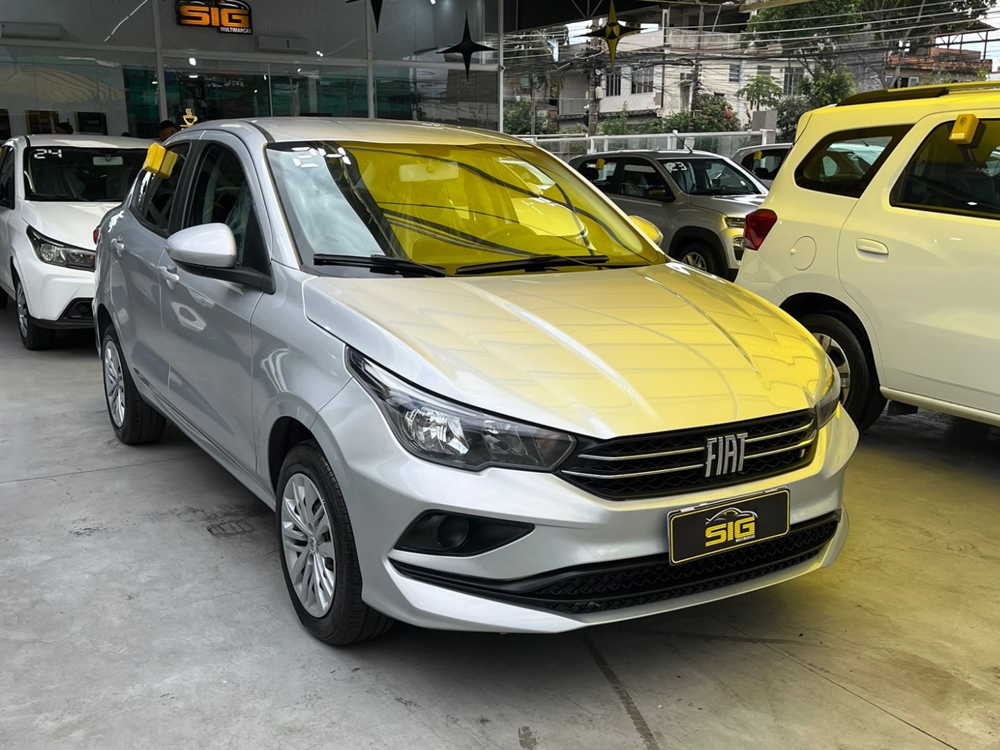 FIAT CRONOS 1.3 FIREFLY FLEX DRIVE MANUAL 2024 Prata - Miniatura 3 - SIG Multimarcas