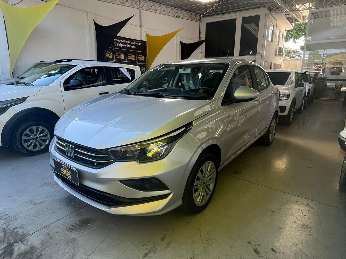 FIAT CRONOS 1.3 FIREFLY FLEX DRIVE MANUAL 2024 Prata - Miniatura 3 - SIG Multimarcas