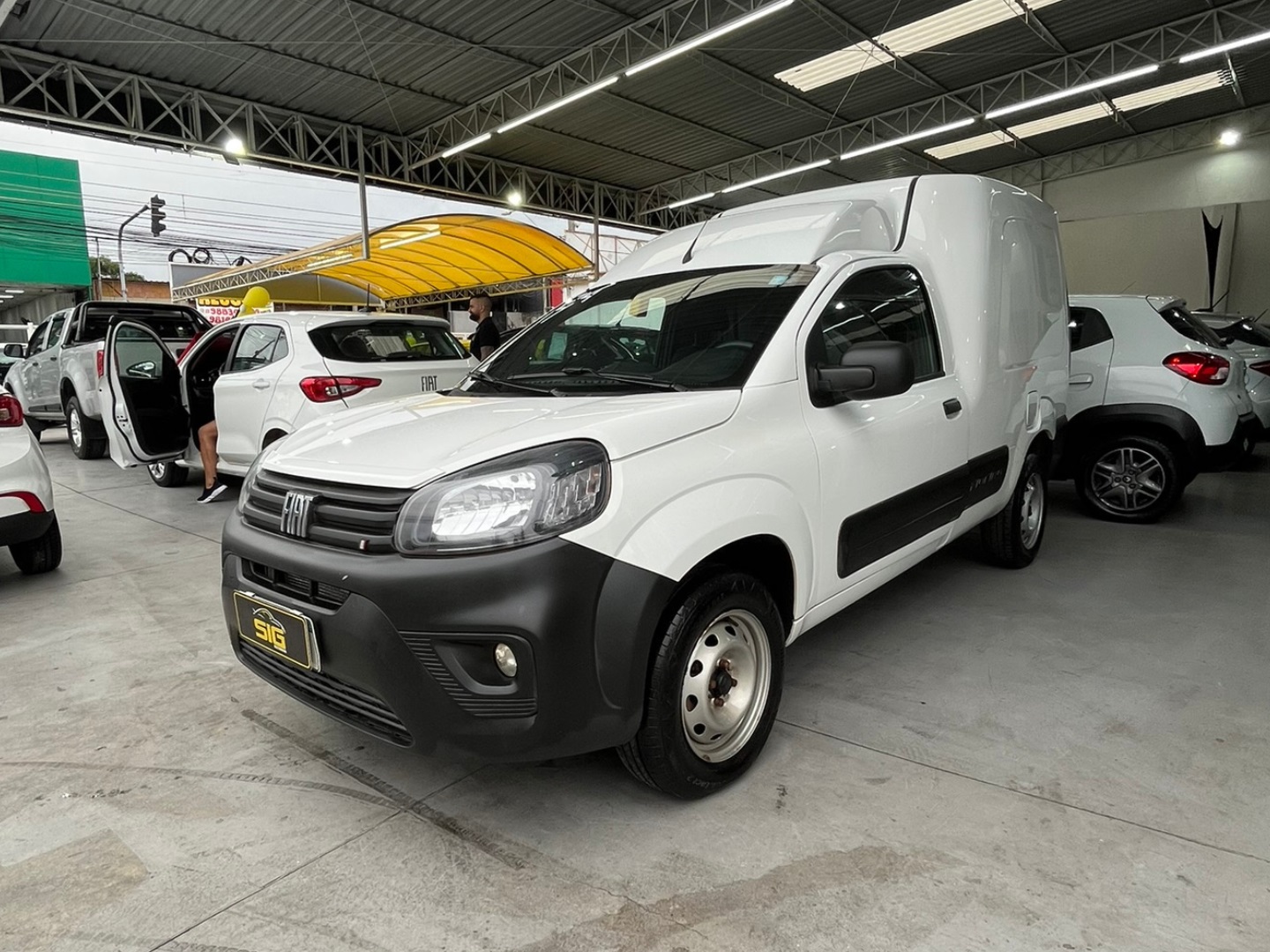 FIAT FIORINO 1.4 MPI FURGÃO ENDURANCE 8V FLEX 2P MANUAL 2024 - Miniatura 3