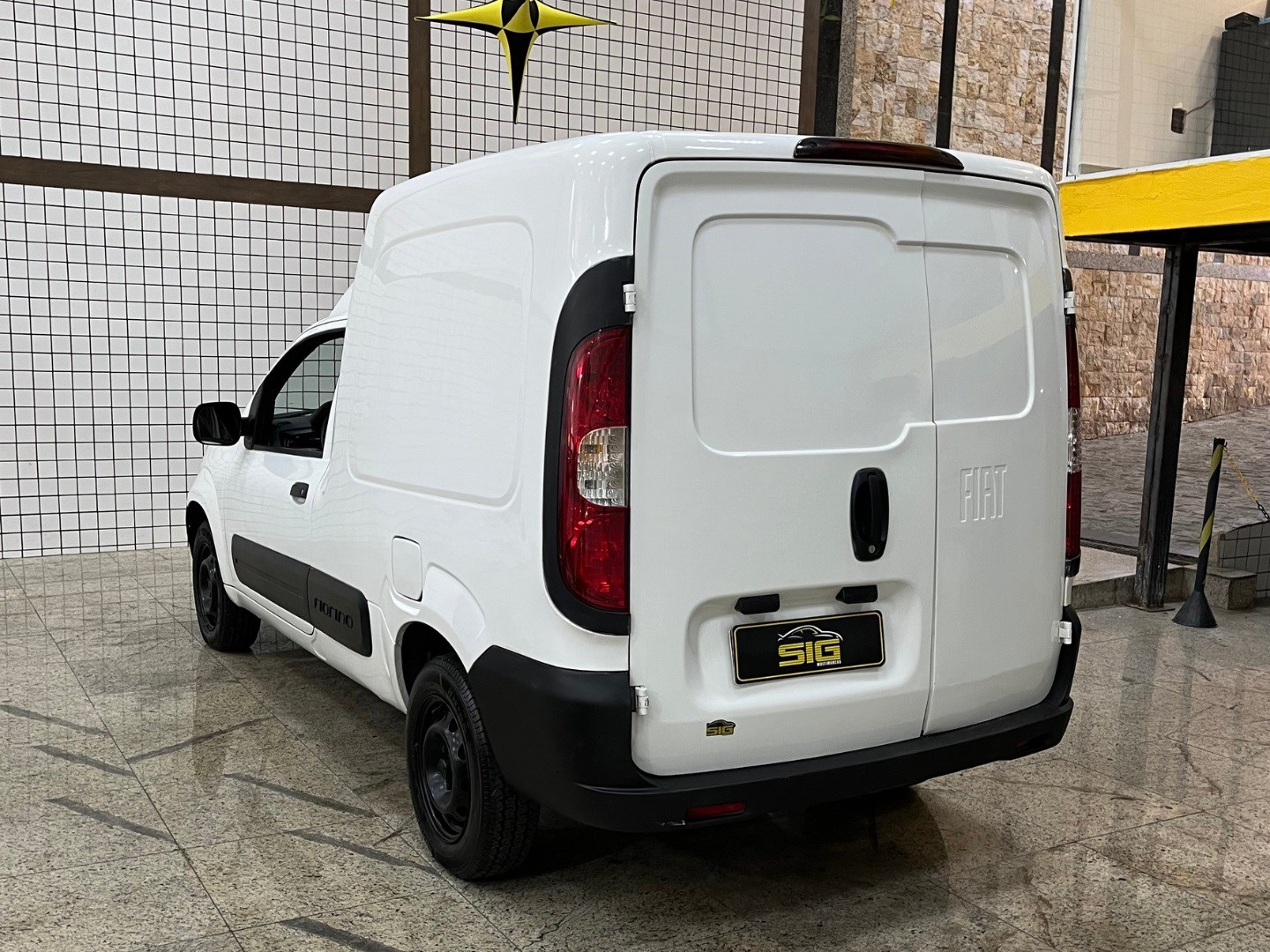 FIAT FIORINO 1.4 MPI FURGÃO ENDURANCE 8V FLEX 2P MANUAL 2023 - Miniatura 5