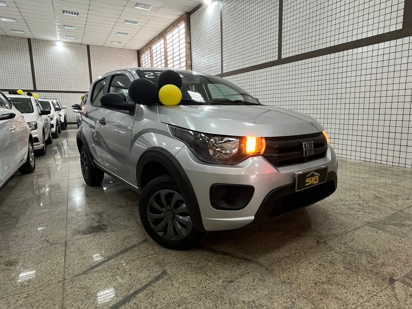 FIAT MOBI 1.0 EVO FLEX LIKE. MANUAL 2023 - Imagem 1 - SIG Multimarcas