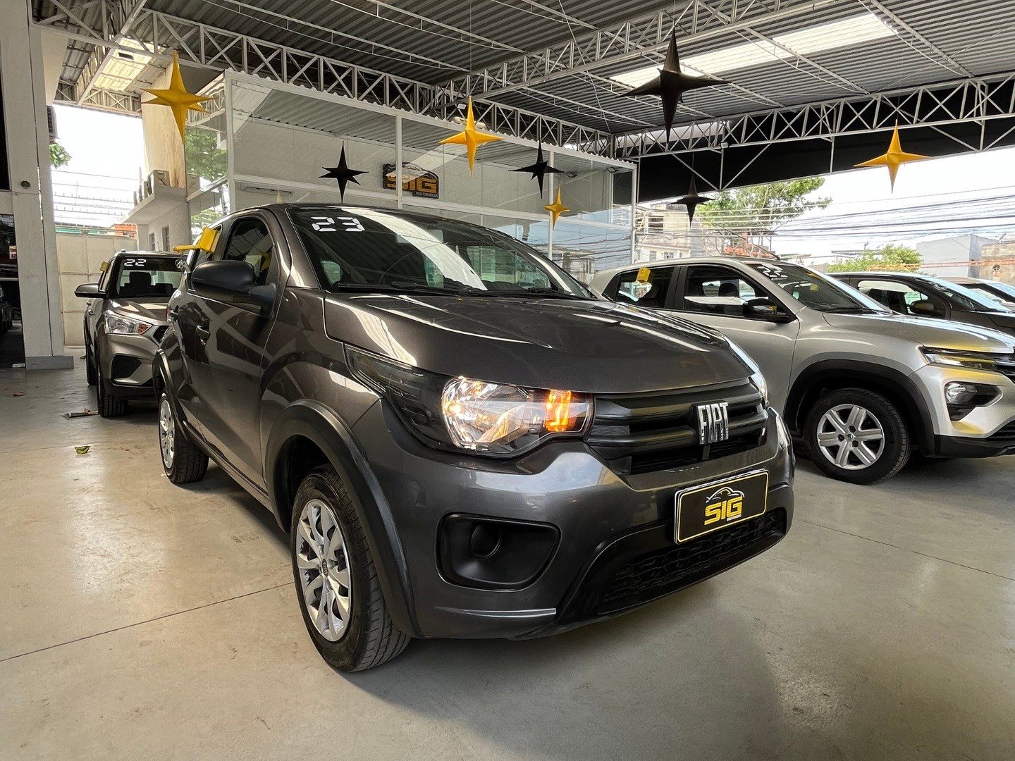 FIAT MOBI 1.0 EVO FLEX LIKE. MANUAL 2023 - Imagem 1 - SIG Multimarcas