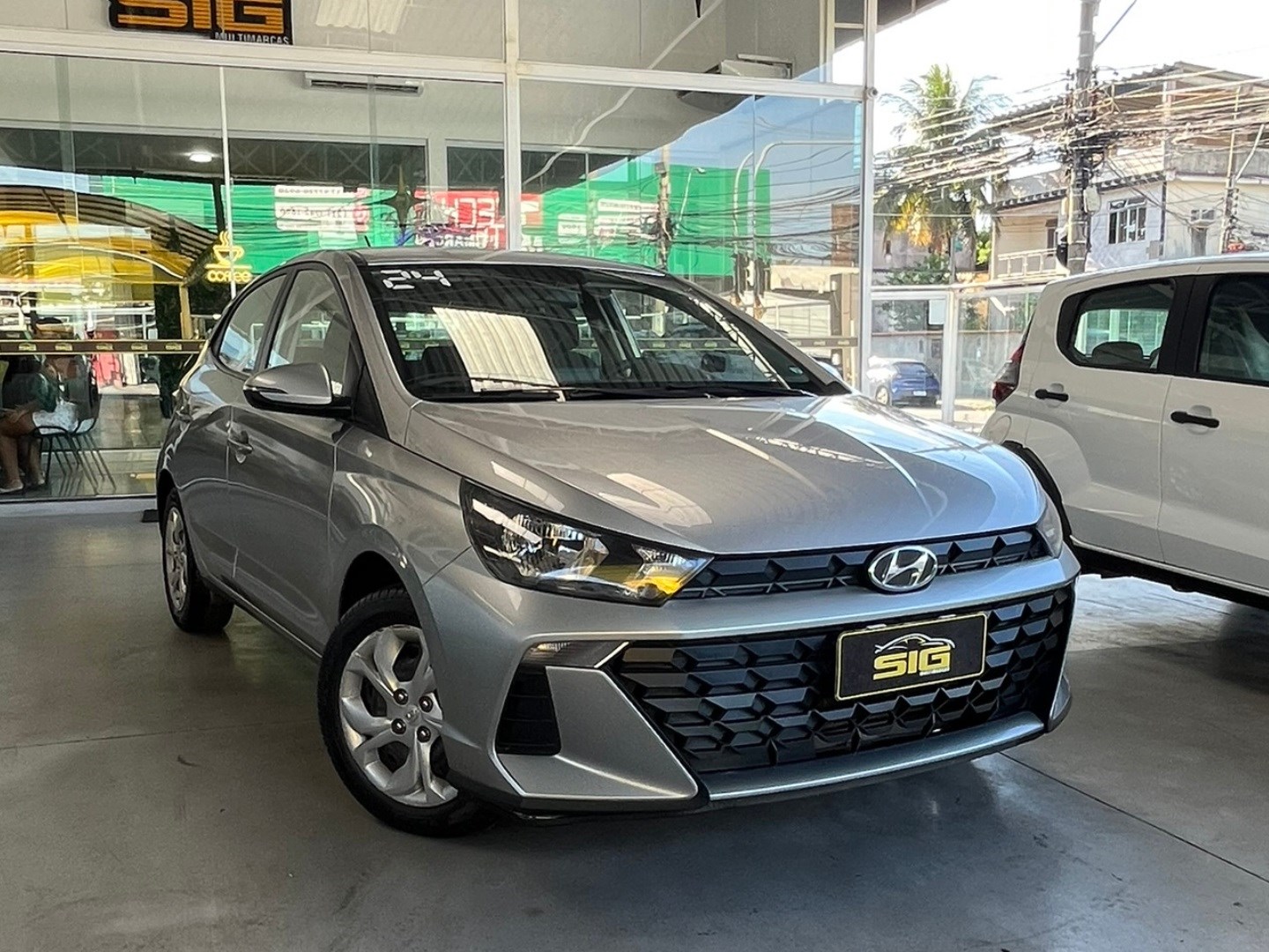 HYUNDAI HB20 1.0 12V FLEX COMFORT PLUS MANUAL 2024 - Imagem 1 - SIG Multimarcas