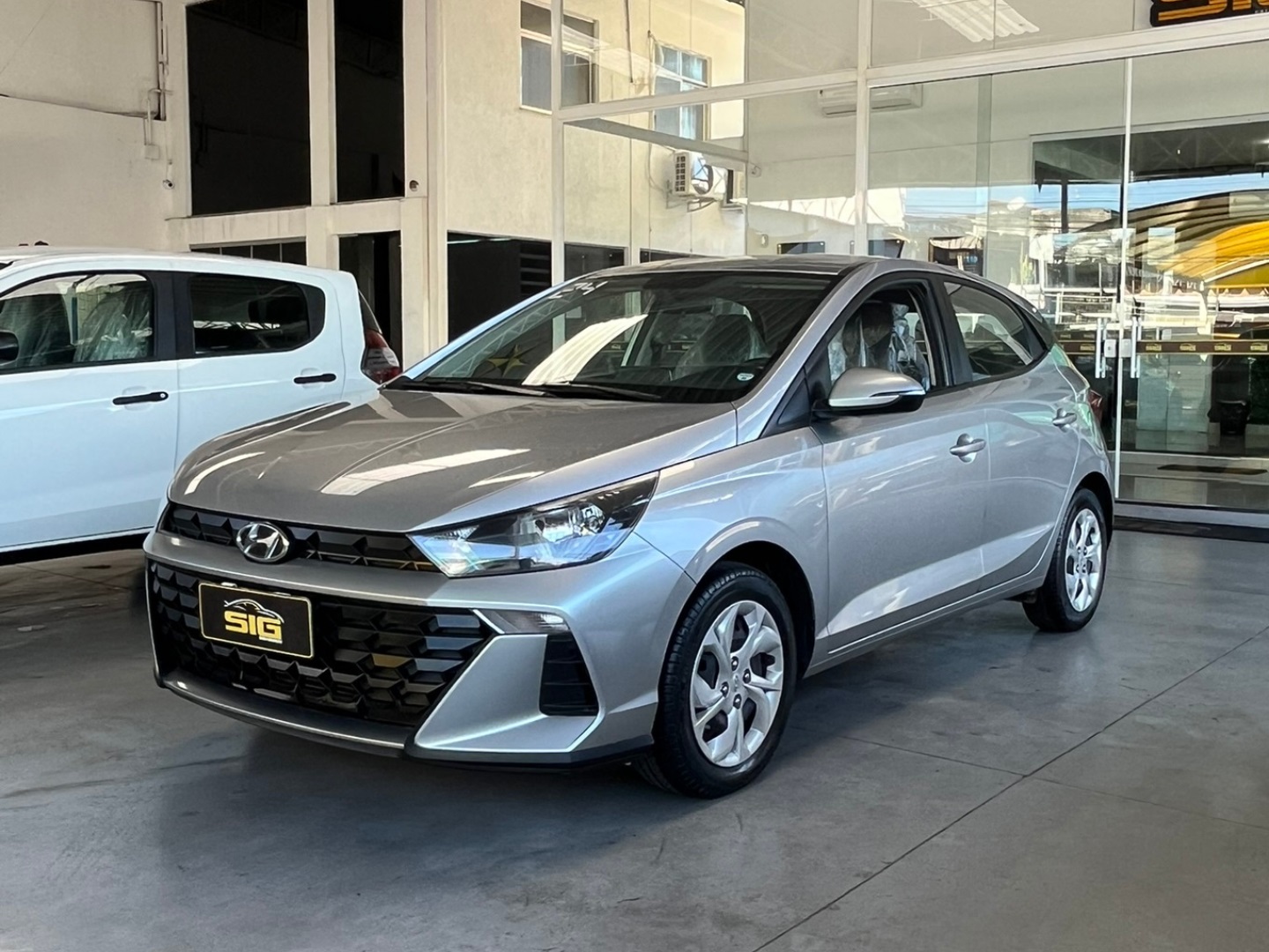 HYUNDAI HB20 1.0 12V FLEX COMFORT PLUS MANUAL 2024 - Miniatura 3