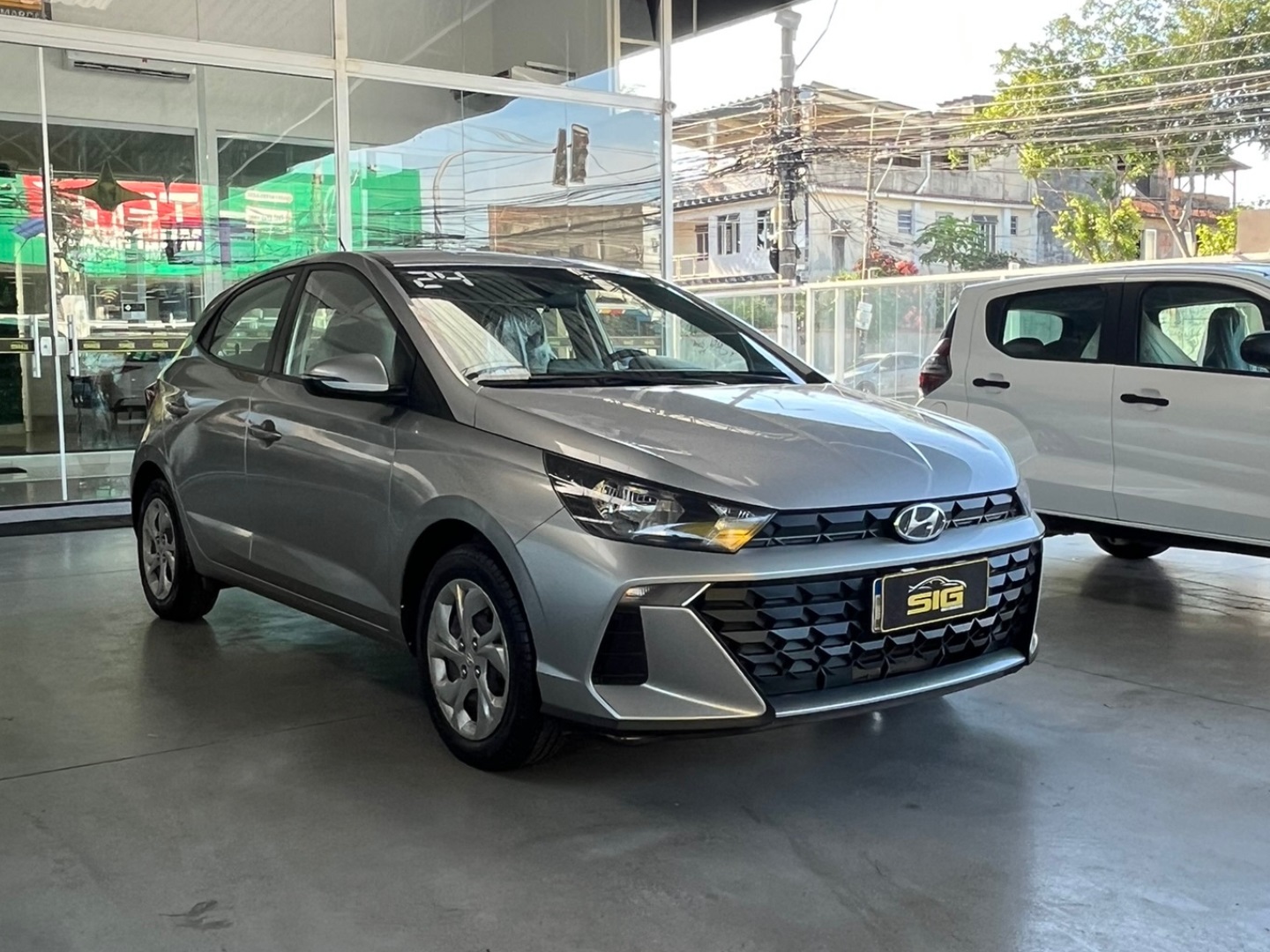 HYUNDAI HB20 1.0 12V FLEX COMFORT PLUS MANUAL 2024 - Miniatura 4