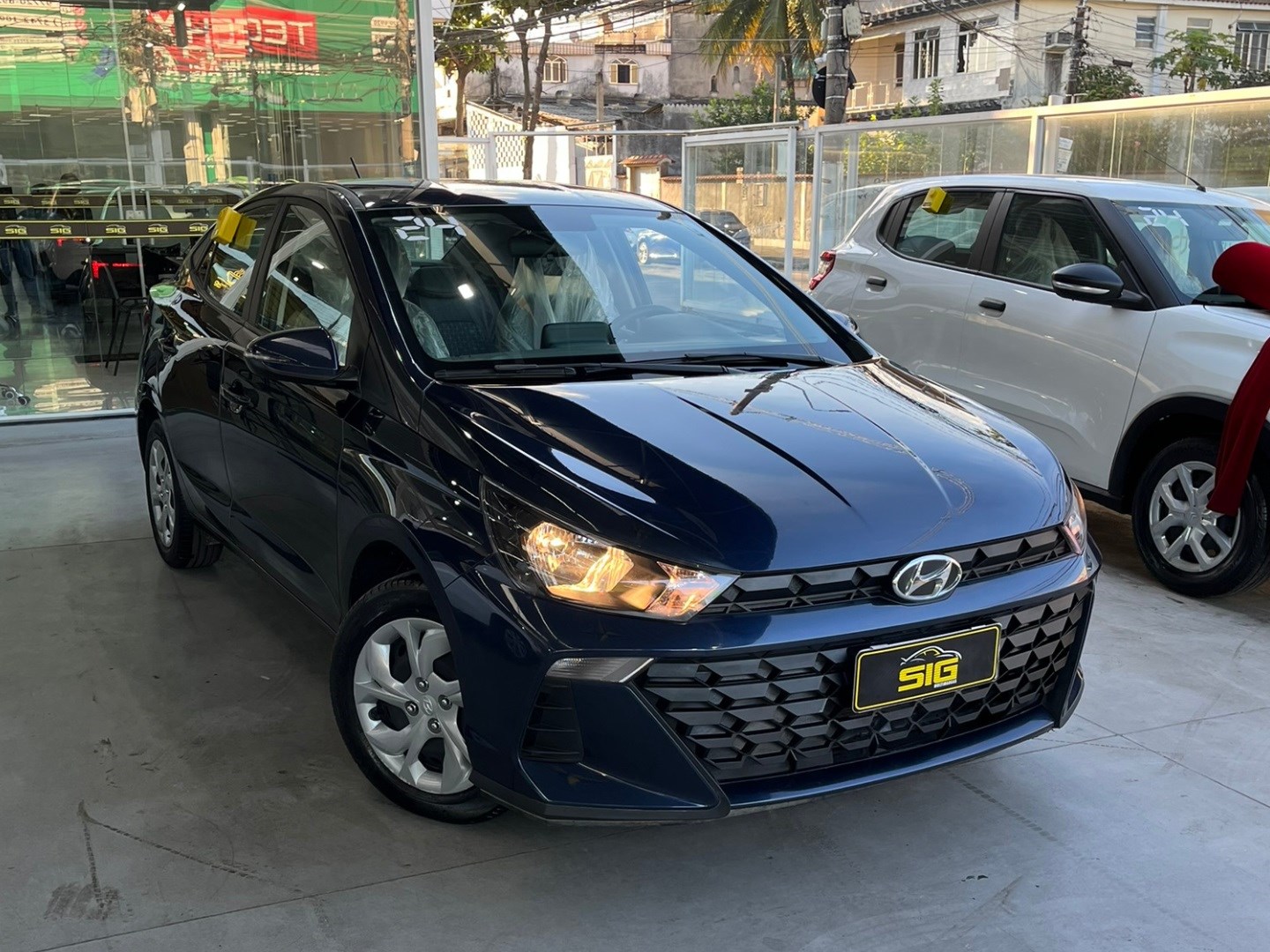 HYUNDAI HB20S 1.0 12V FLEX COMFORT PLUS MANUAL 2024 - Imagem 1 - SIG Multimarcas