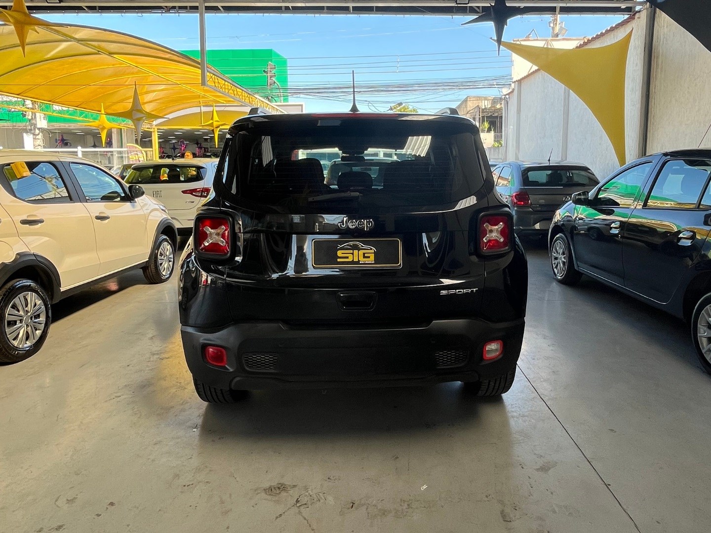 JEEP RENEGADE 1.8 16V FLEX SPORT 4P AUTOMÁTICO 2021 - Miniatura 3