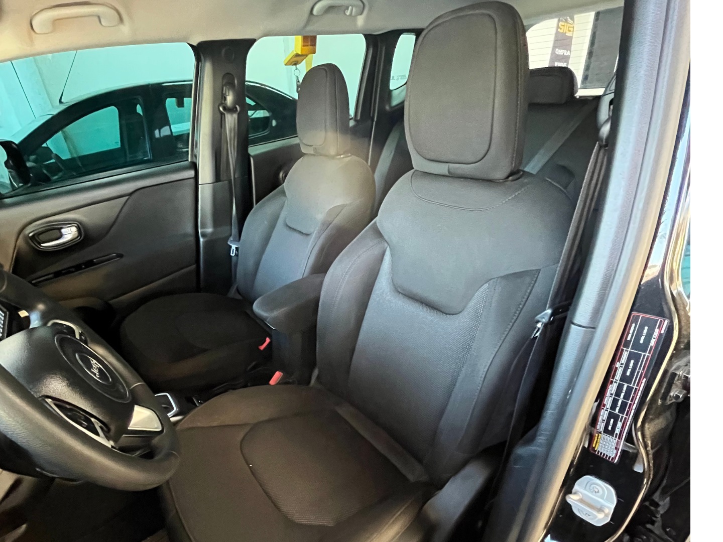 JEEP RENEGADE 1.8 16V FLEX SPORT 4P AUTOMÁTICO 2021 - Miniatura 6