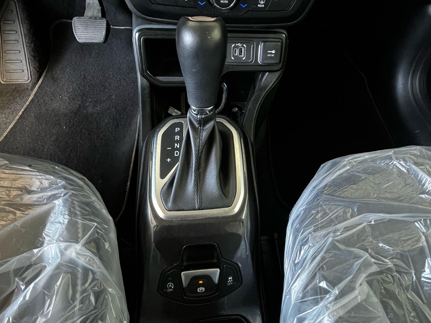 JEEP RENEGADE 1.3 T270 TURBO FLEX LONGITUDE AT6 2022 - Miniatura 8