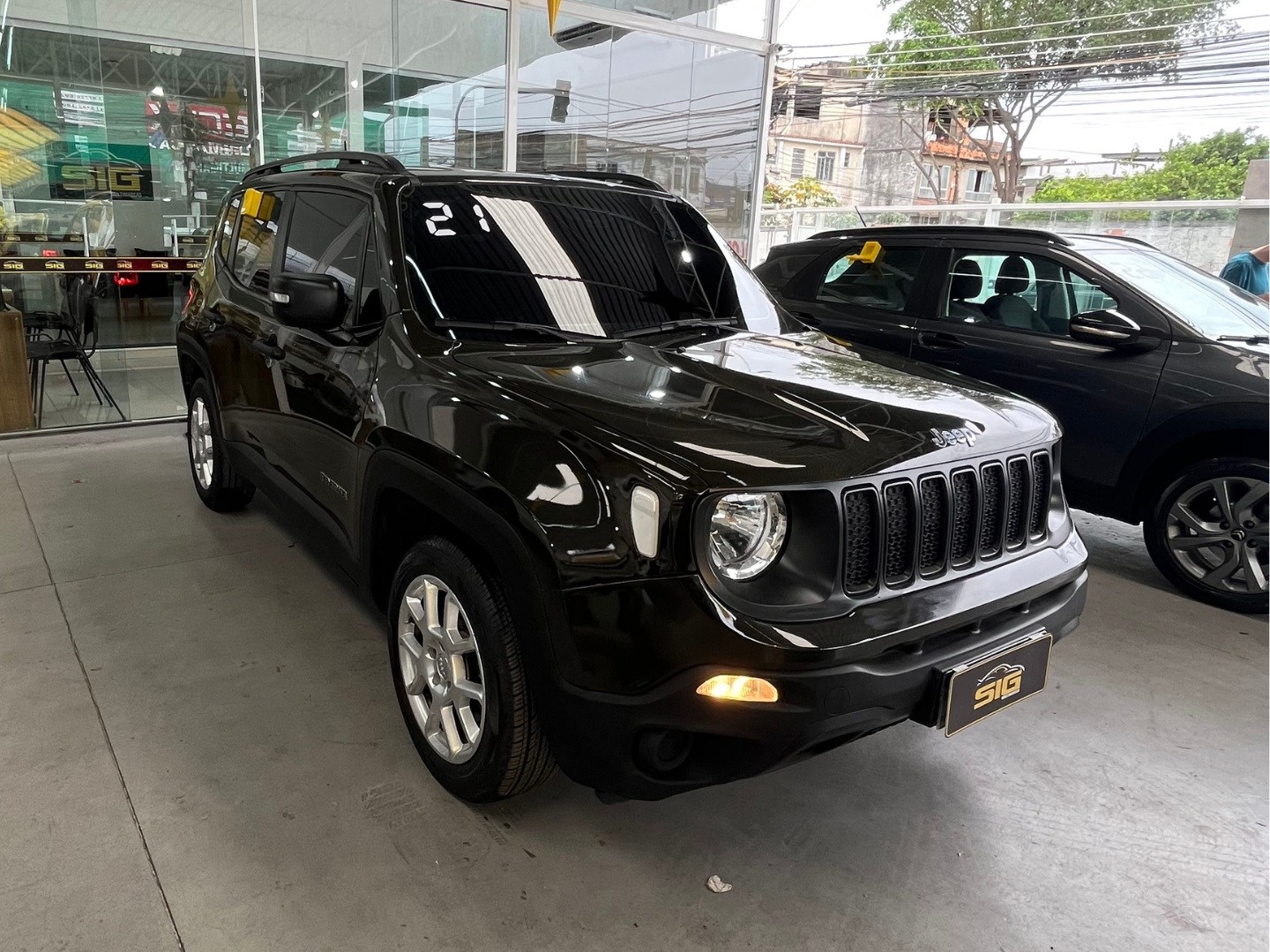 JEEP RENEGADE 1.8 16V FLEX SPORT 4P AUTOMÁTICO 2021 Verde - Miniatura 3 - SIG Multimarcas