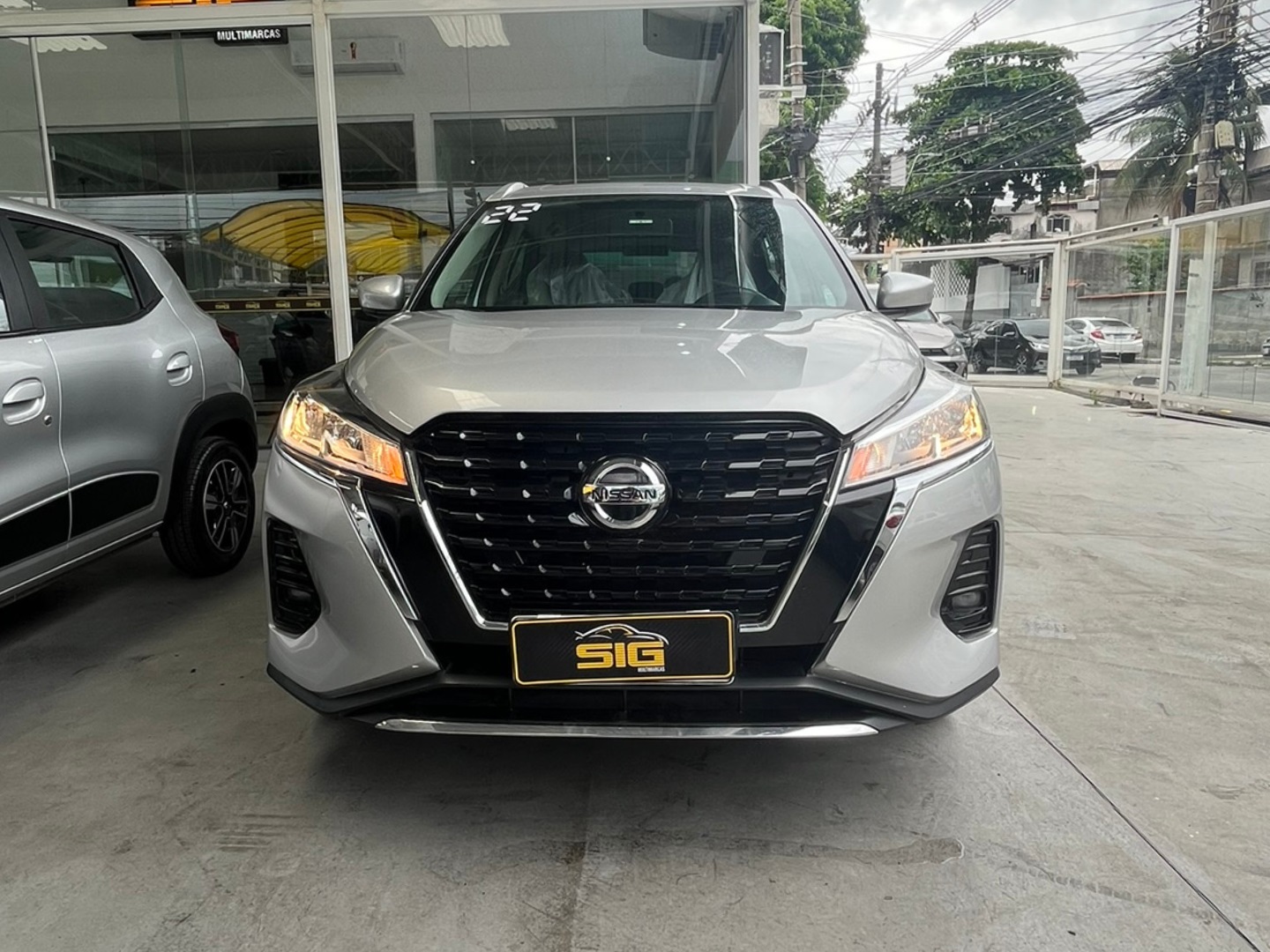 NISSAN KICKS 1.6 16V FLEXSTART SENSE XTRONIC 2022 Prata - Miniatura 2 - SIG Multimarcas