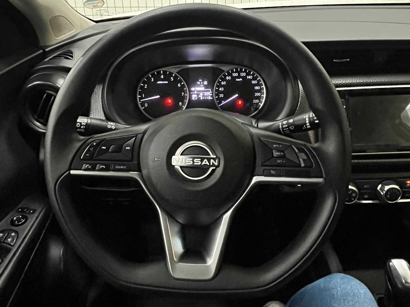 NISSAN KICKS 1.6 16V FLEXSTART SENSE XTRONIC 2024 Branco - Miniatura 8 - SIG Multimarcas