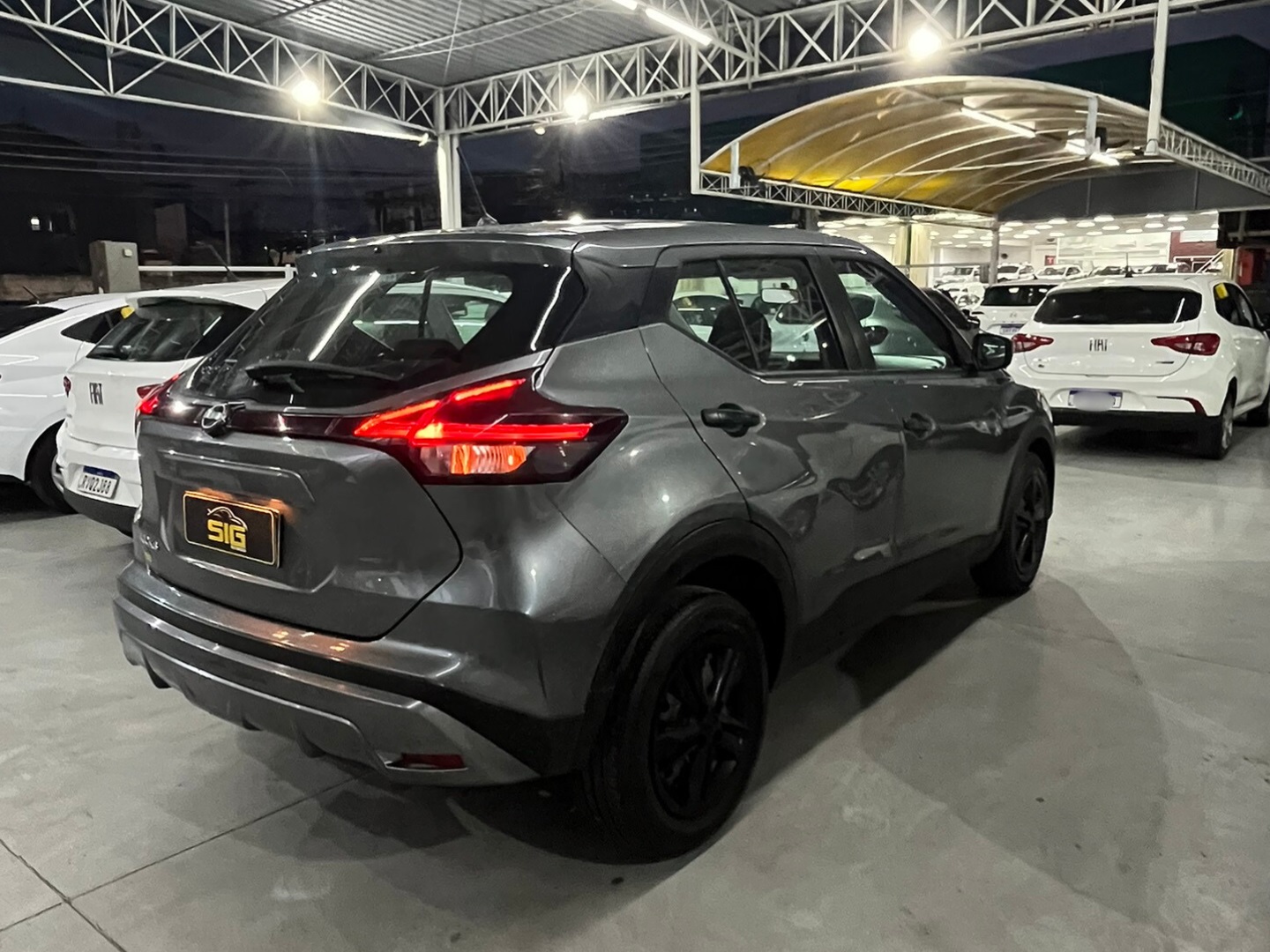 NISSAN KICKS 1.6 16V FLEXSTART ACTIVE XTRONIC 2024 Cinza - Miniatura 7 - SIG Multimarcas