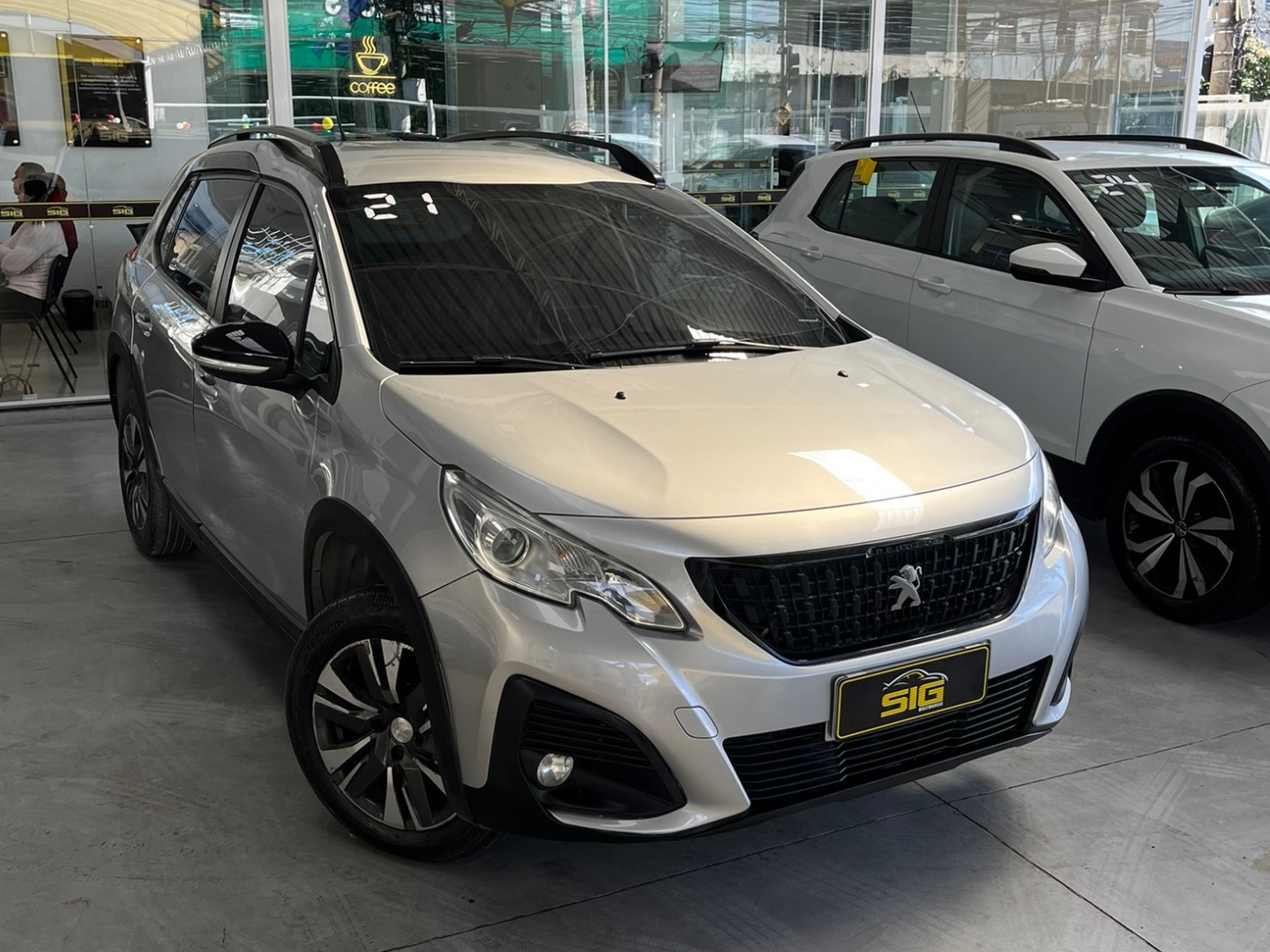 PEUGEOT 2008 1.6 16V FLEX ALLURE 4P AUTOMÁTICO 2021 - Imagem 1 - SIG Multimarcas