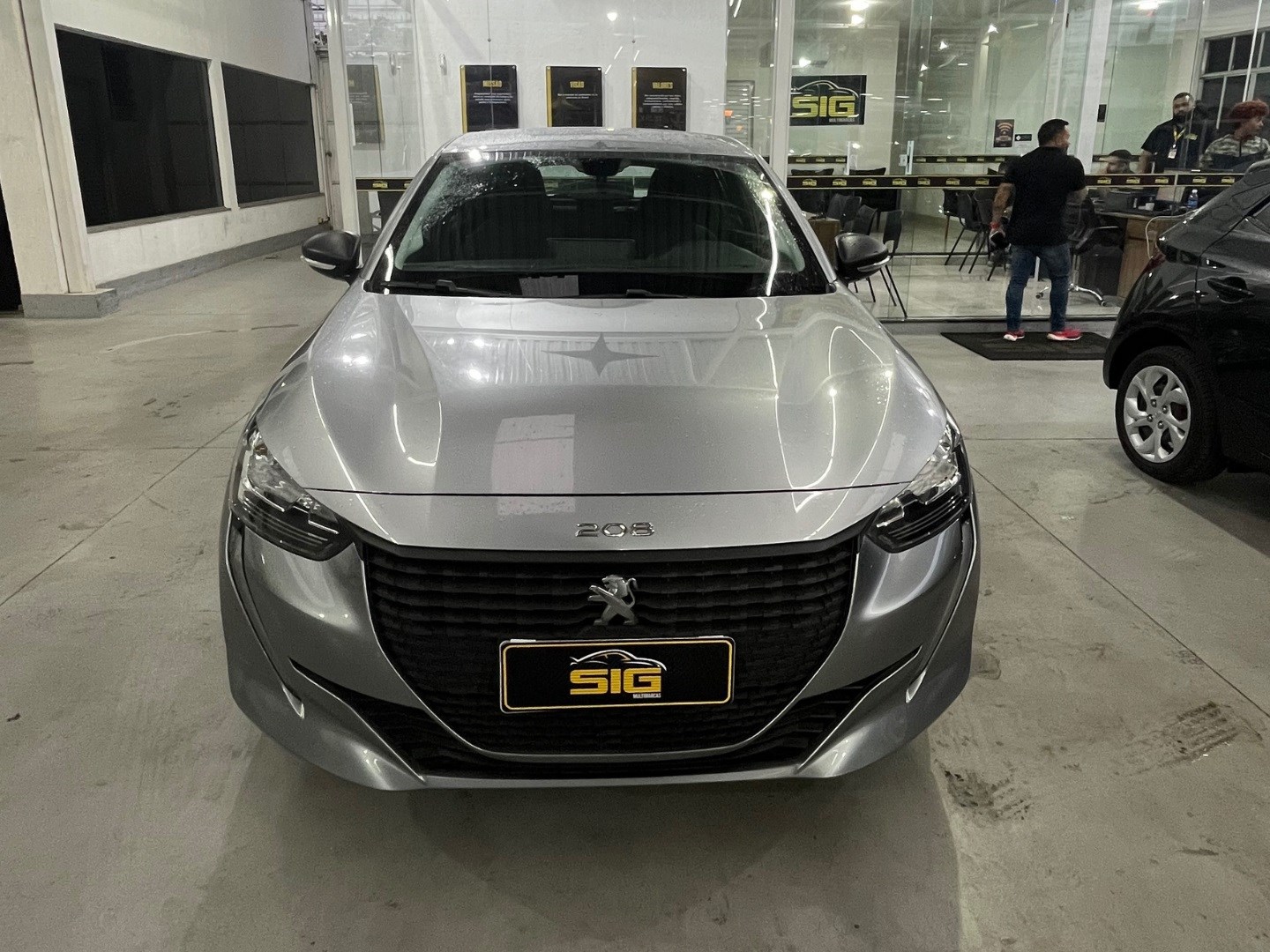 PEUGEOT 208 1.0 FIREFLY FLEX LIKE MANUAL 2023 Cinza - Miniatura 2 - SIG Multimarcas