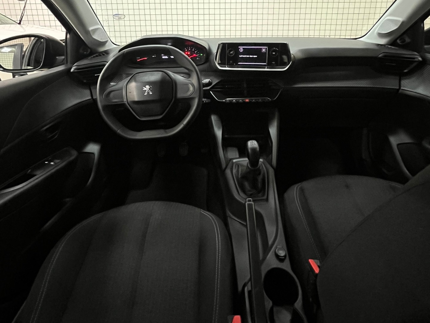 PEUGEOT 208 1.0 6V FLEX LIKE MANUAL 2024 Preto - Miniatura 7 - SIG Multimarcas