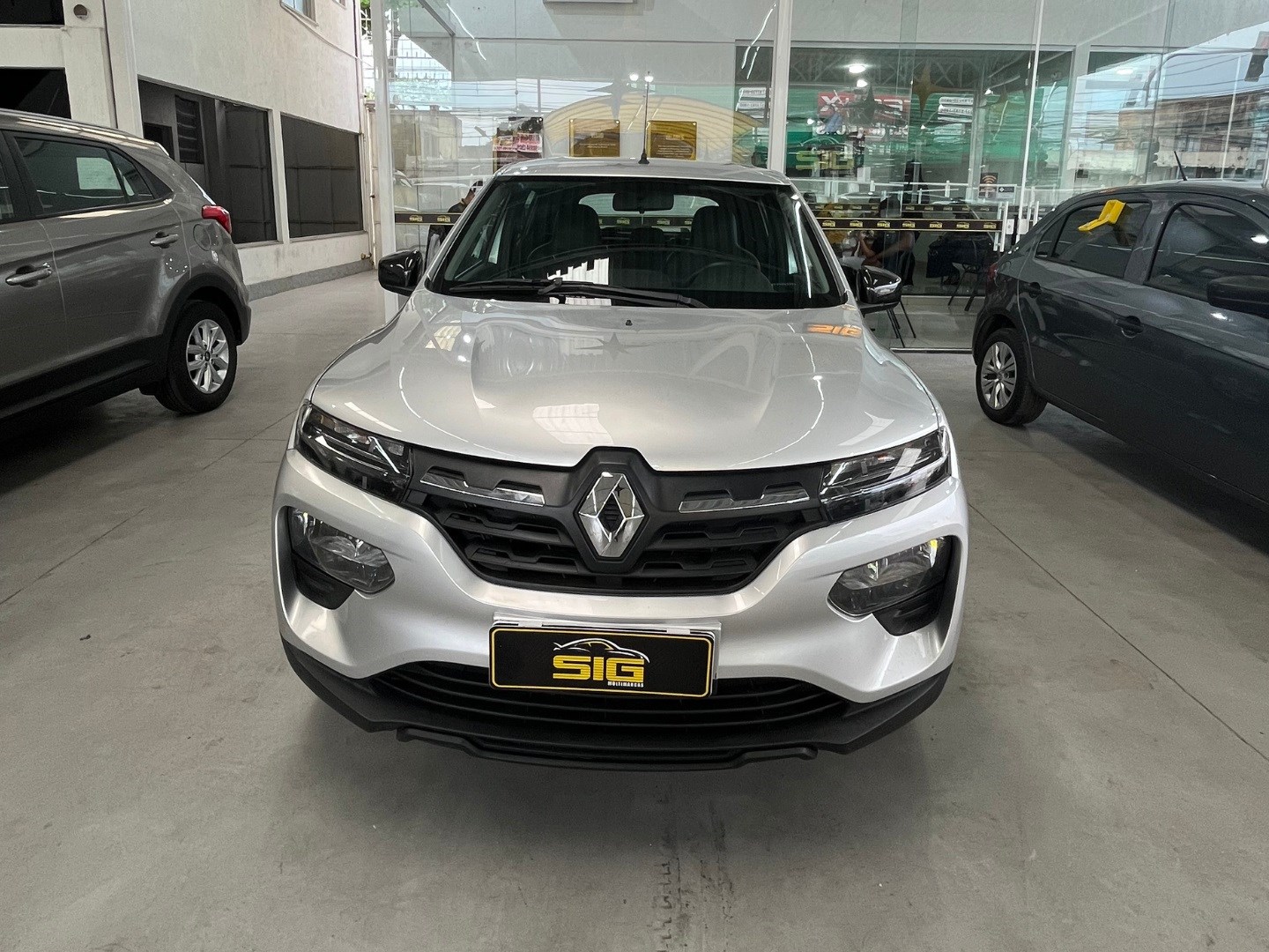 RENAULT KWID 1.0 12V SCE FLEX INTENSE MANUAL 2023 Cinza - Miniatura 2 - SIG Multimarcas