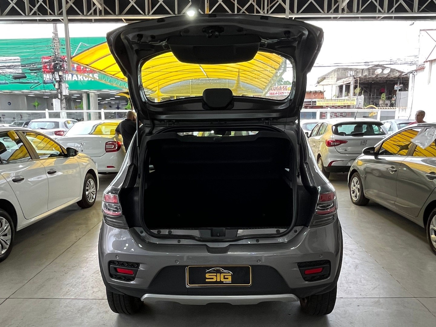 RENAULT SANDERO 1.6 16V SCE FLEX STEPWAY ZEN MANUAL 2023 Cinza - Miniatura 6 - SIG Multimarcas