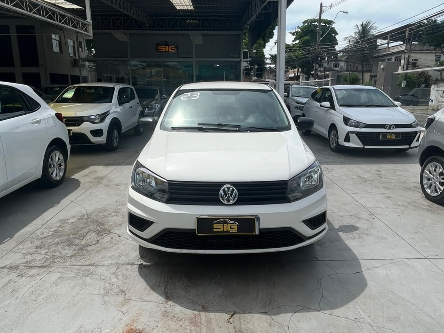 VOLKSWAGEN GOL 1.0 12V MPI TOTALFLEX 4P MANUAL 2023 Branco - Miniatura 2 - SIG Multimarcas