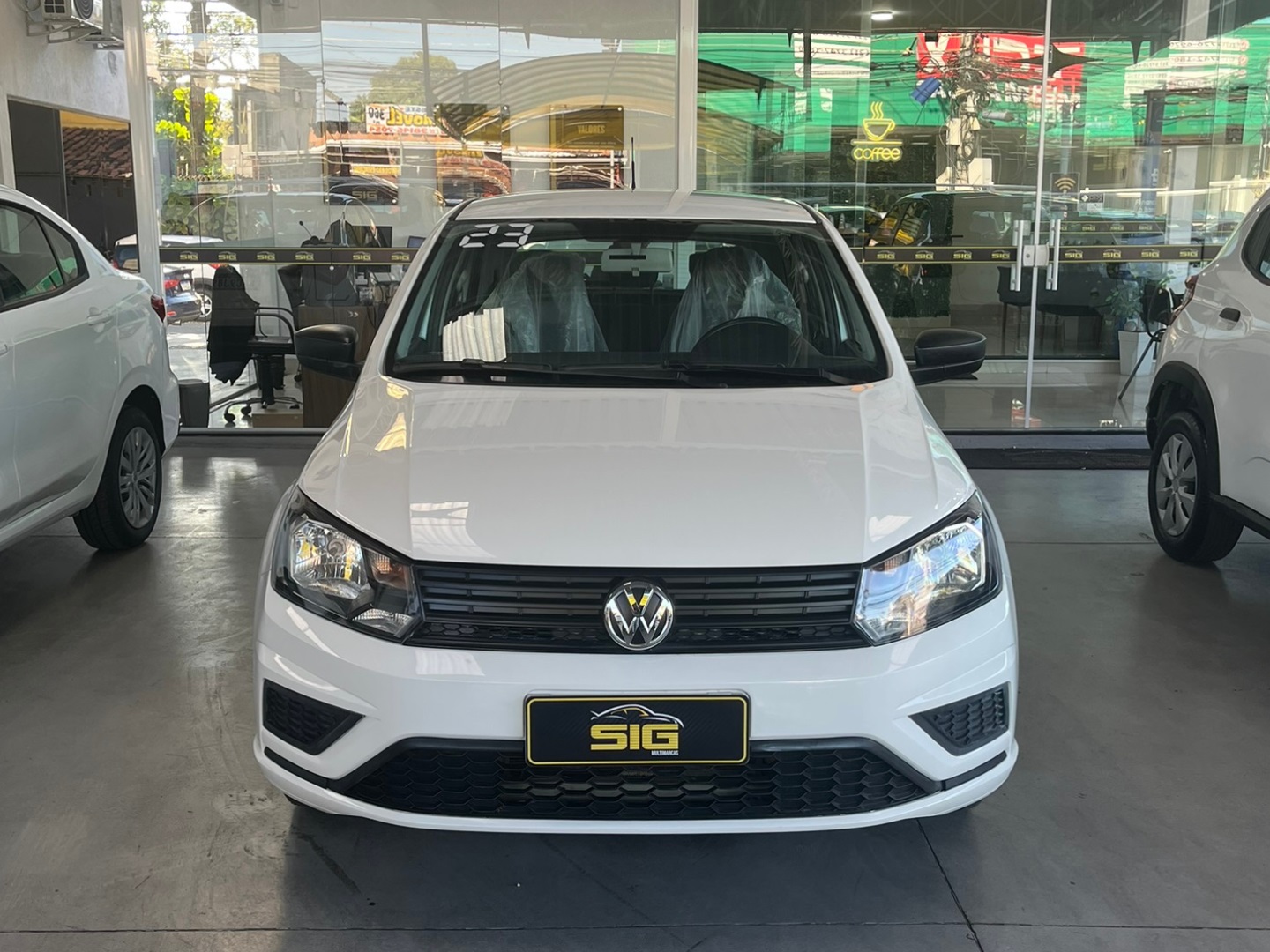 VOLKSWAGEN GOL 1.0 12V MPI TOTALFLEX 4P MANUAL 2023 Branco - Miniatura 2 - SIG Multimarcas