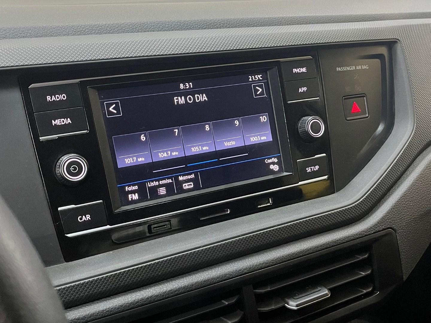 VOLKSWAGEN POLO 1.0 MPI MANUAL 2024 Branco - Miniatura 8 - SIG Multimarcas