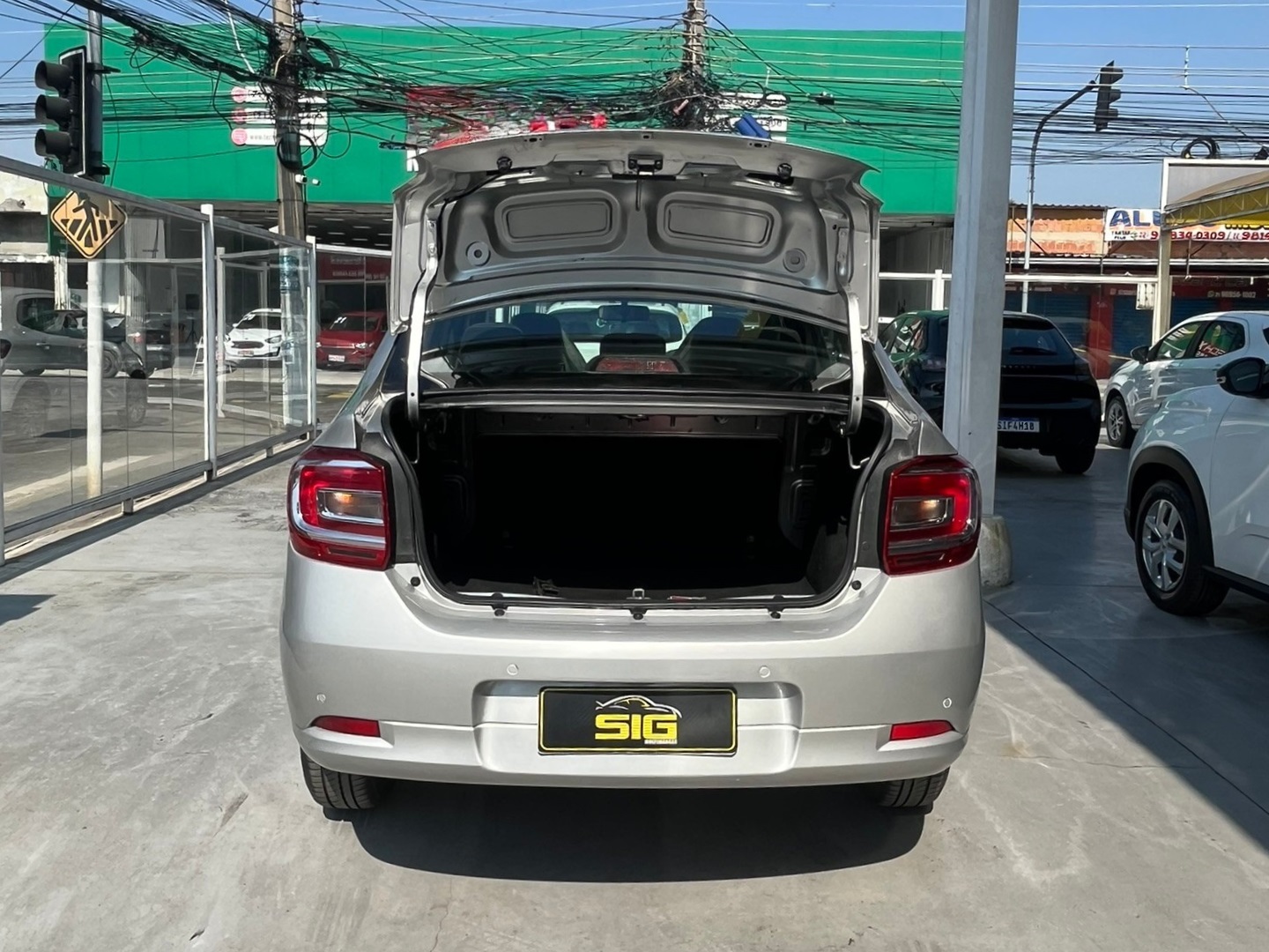 RENAULT LOGAN 1.0 12V SCE FLEX ZEN MANUAL 2024 Prata - Miniatura 6 - SIG Multimarcas