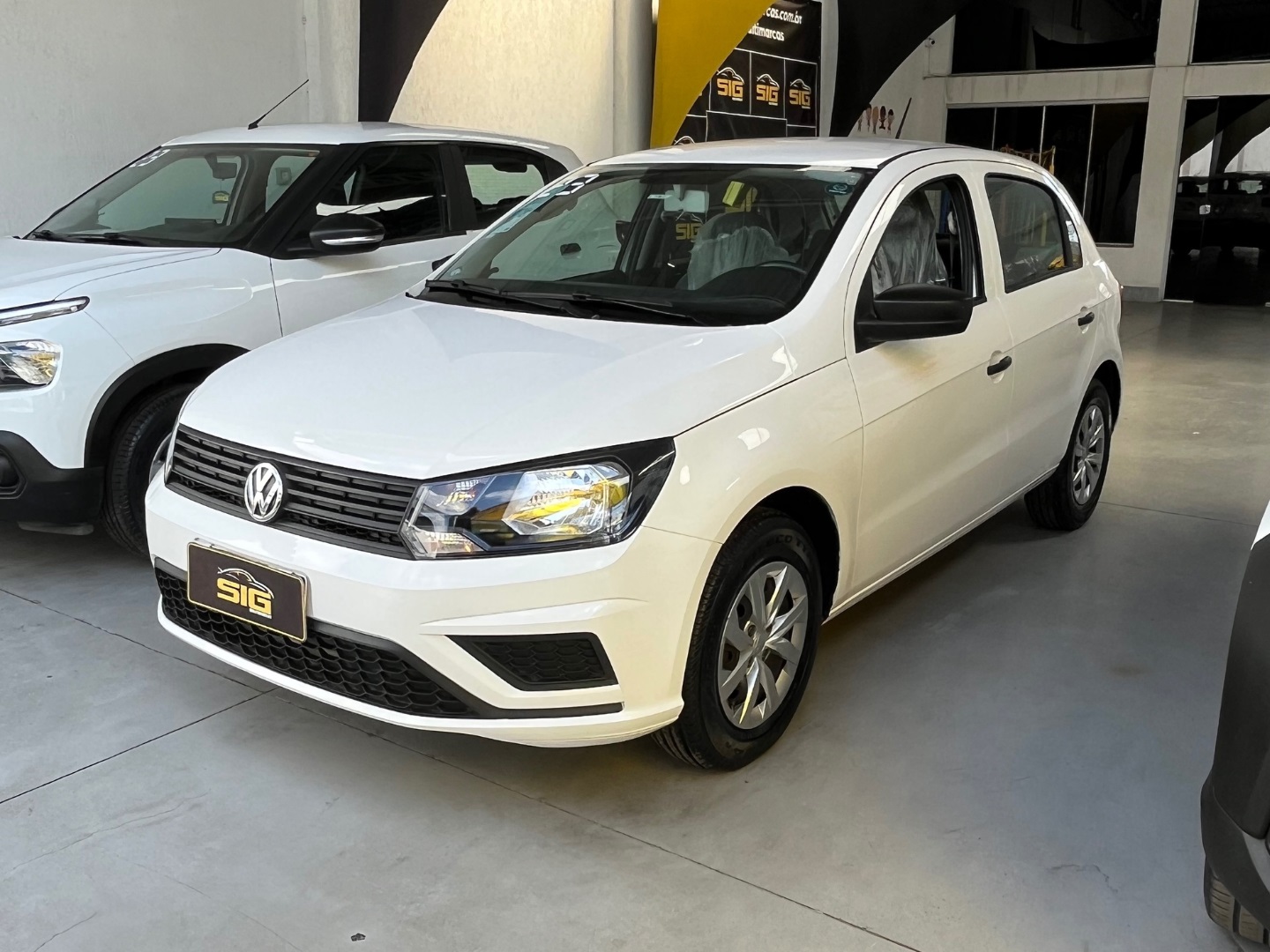 VOLKSWAGEN GOL 1.0 12V MPI TOTALFLEX 4P MANUAL 2023 - Miniatura 3