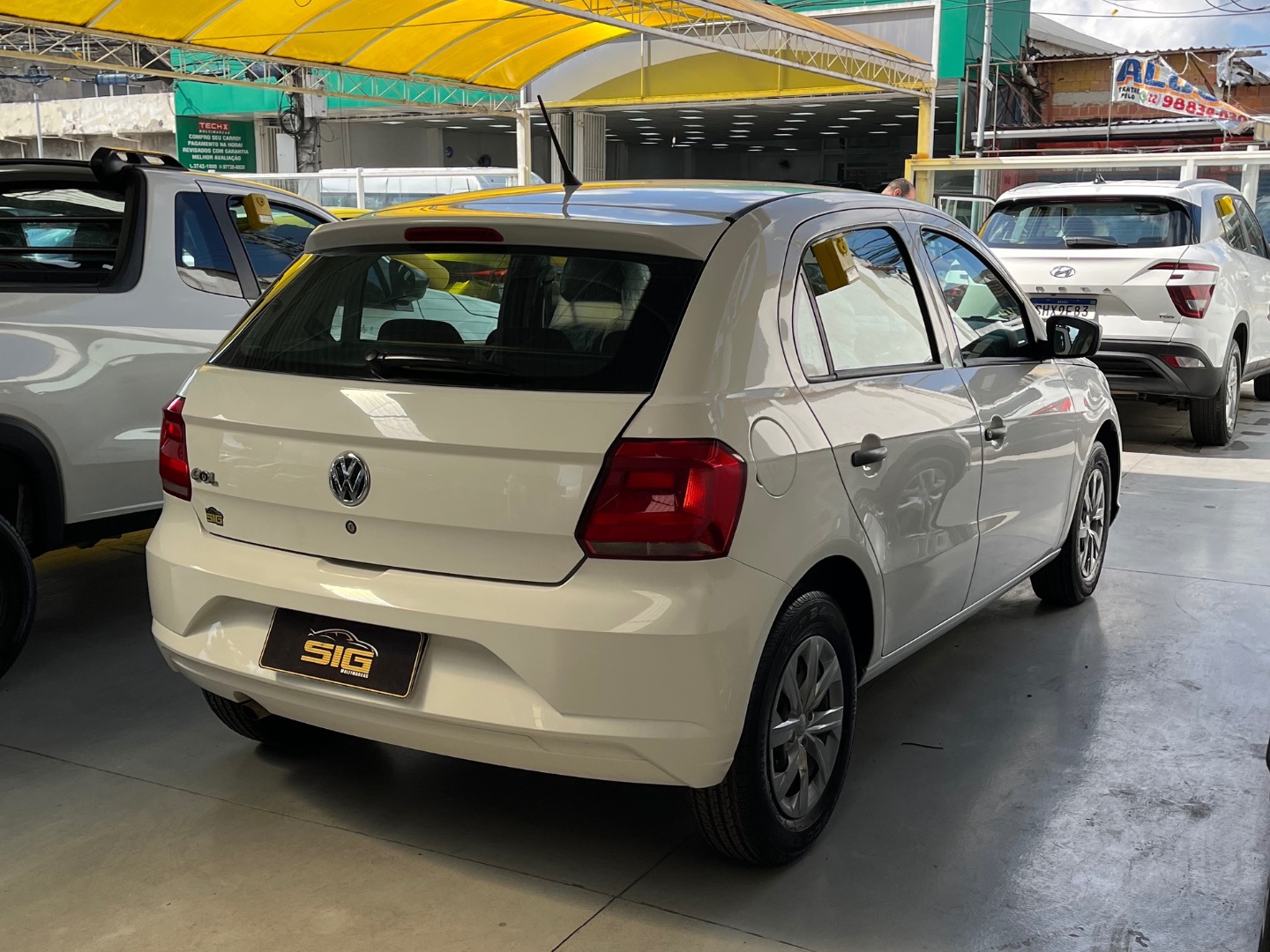 VOLKSWAGEN GOL 1.0 12V MPI TOTALFLEX 4P MANUAL 2023 - Miniatura 8