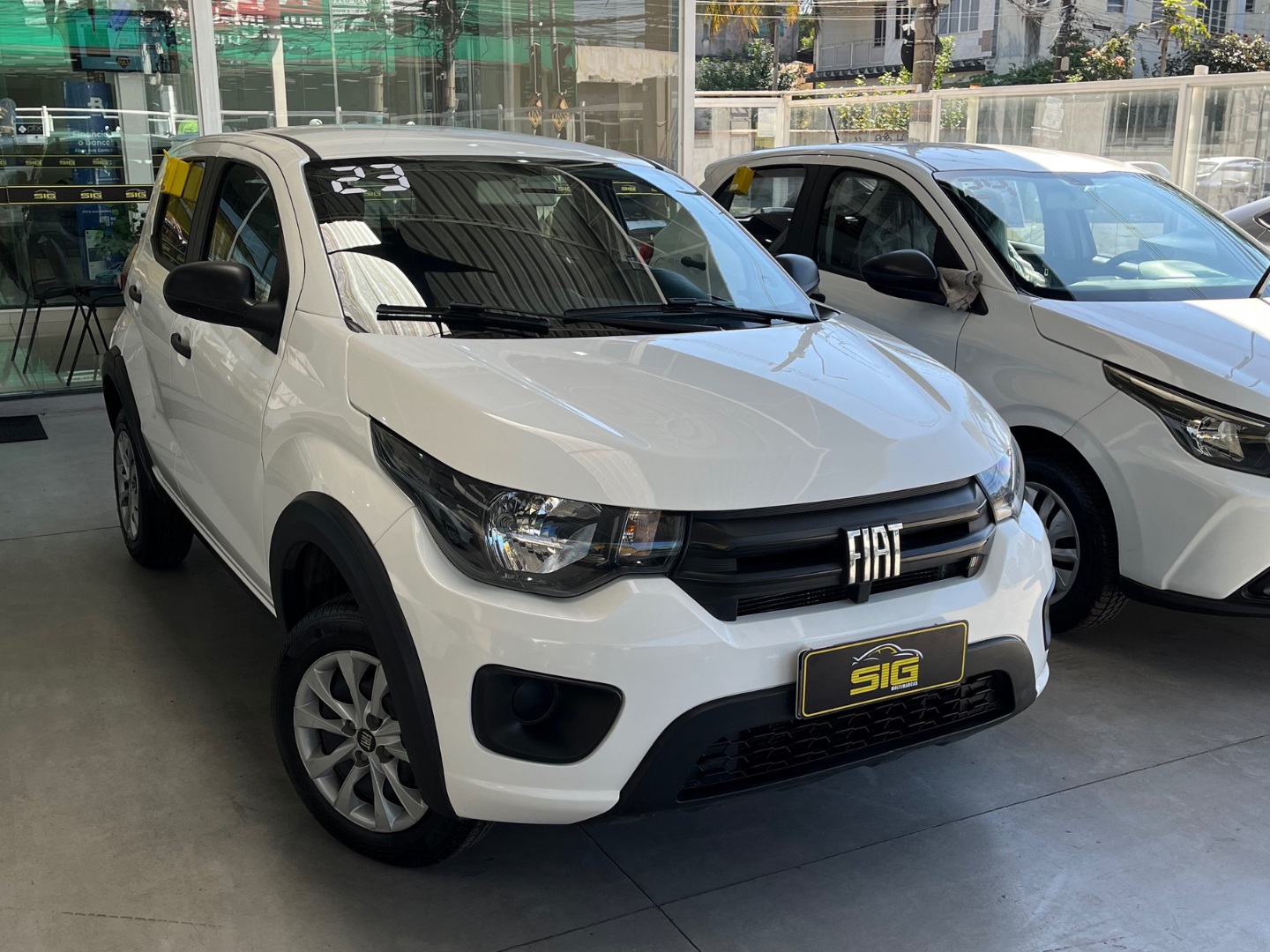 FIAT MOBI 1.0 EVO FLEX LIKE. MANUAL 2023 - Imagem 1 - SIG Multimarcas