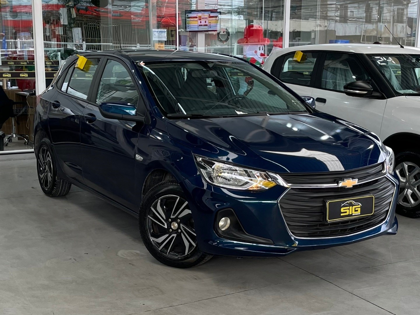 CHEVROLET ONIX 1.0 FLEX LT MANUAL 2024 - Imagem 1 - SIG Multimarcas