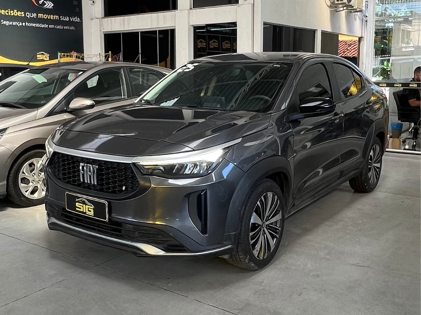 FIAT FASTBACK 1.0 TURBO 200 FLEX AUDACE CVT 2025 Cinza - Miniatura 3 - SIG Multimarcas