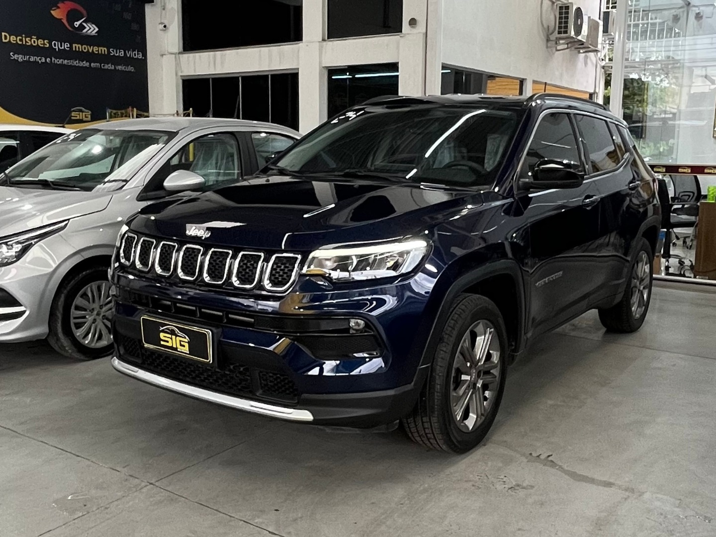 JEEP COMPASS 1.3 T270 TURBO FLEX LONGITUDE AT6 2024 Azul - Miniatura 3 - SIG Multimarcas