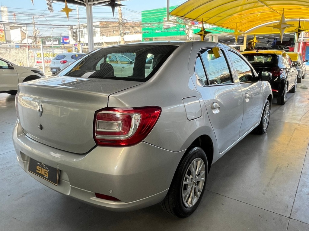 RENAULT LOGAN 1.0 12V SCE FLEX ZEN MANUAL 2023 Prata - Miniatura 5 - SIG Multimarcas