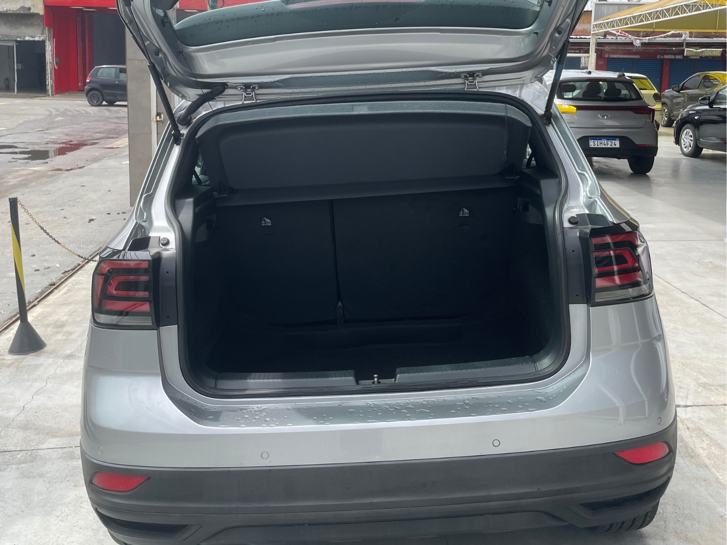 VOLKSWAGEN T-CROSS 1.0 200 TSI TOTAL FLEX AUTOMÁTICO 2024 Prata - Miniatura 5 - SIG Multimarcas