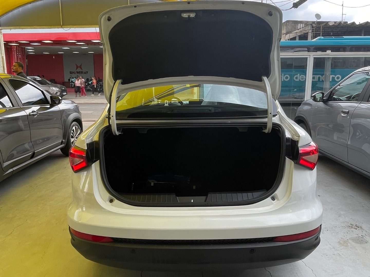 FIAT CRONOS 1.0 FIREFLY FLEX DRIVE MANUAL 2025 Branco - Miniatura 6 - SIG Multimarcas