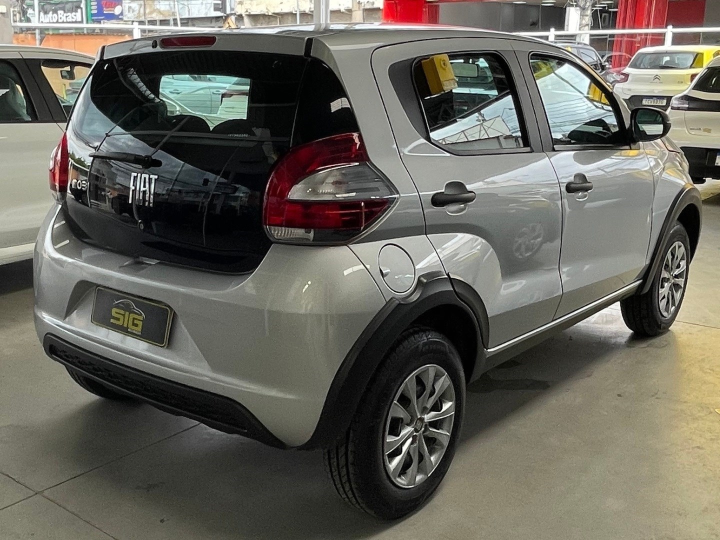 FIAT MOBI 1.0 FIREFLY FLEX LIKE. MANUAL 2025 Prata - Miniatura 6 - SIG Multimarcas