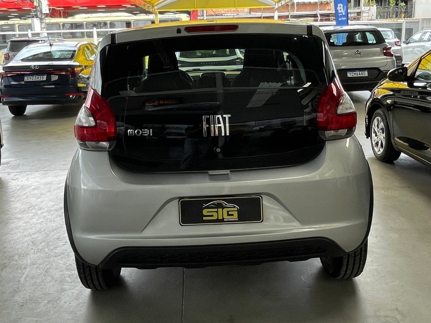 FIAT MOBI 1.0 FIREFLY FLEX LIKE. MANUAL 2025 Prata - Miniatura 4 - SIG Multimarcas