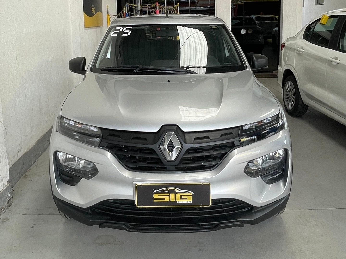 RENAULT KWID 1.0 12V SCE FLEX ZEN MANUAL 2025 Prata - Miniatura 2 - SIG Multimarcas