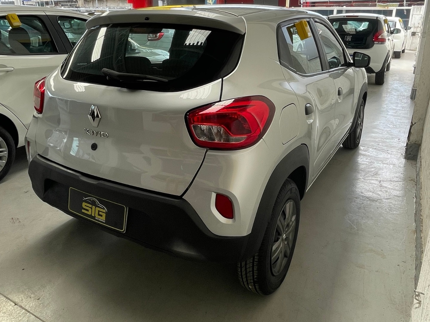 RENAULT KWID 1.0 12V SCE FLEX ZEN MANUAL 2025 Prata - Miniatura 5 - SIG Multimarcas
