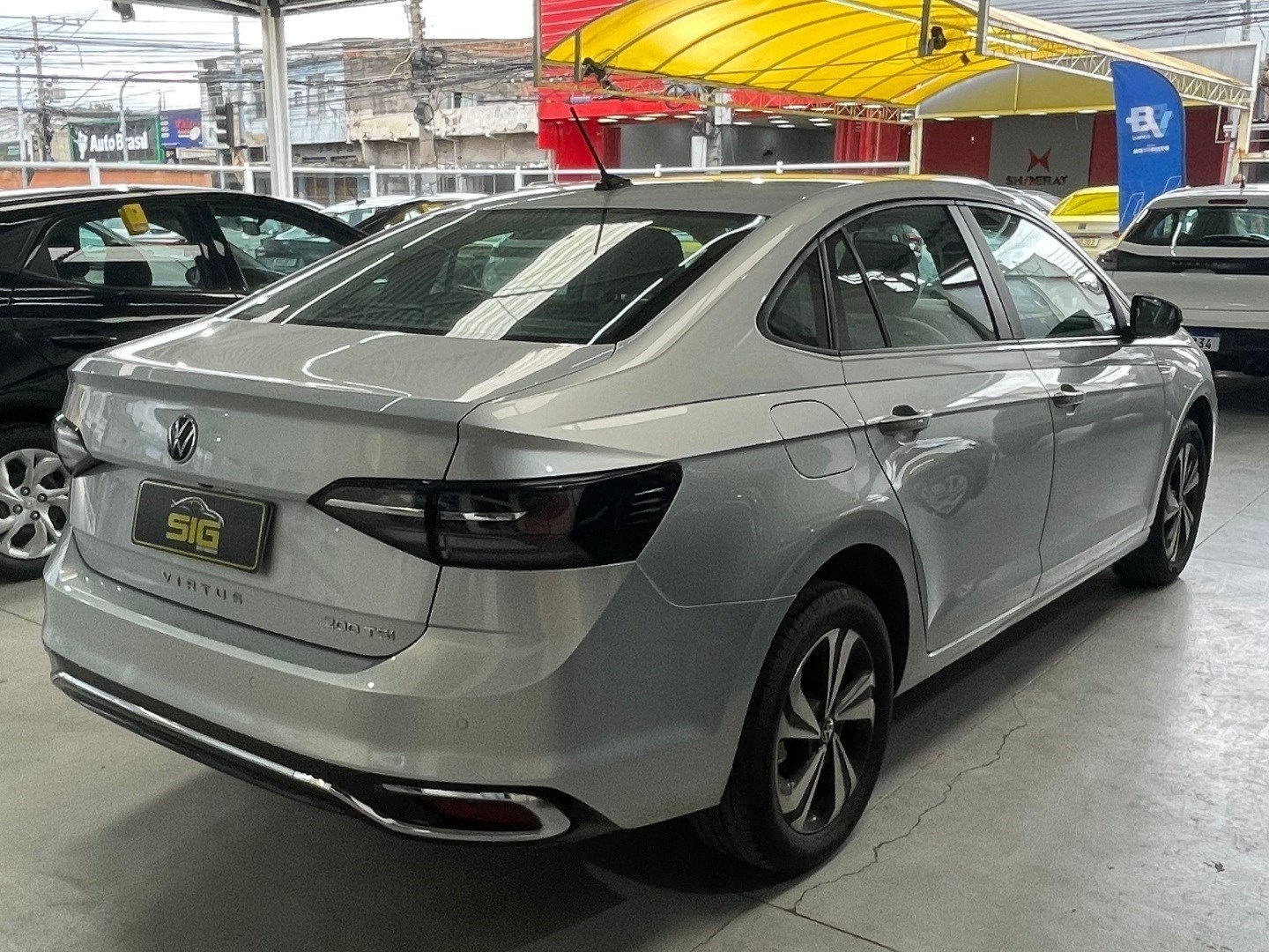 VOLKSWAGEN VIRTUS 1.0 12V 200 TSI COMFORTLINE FLEX AUTOMÁTICO 2025 Prata - Miniatura 6 - SIG Multimarcas